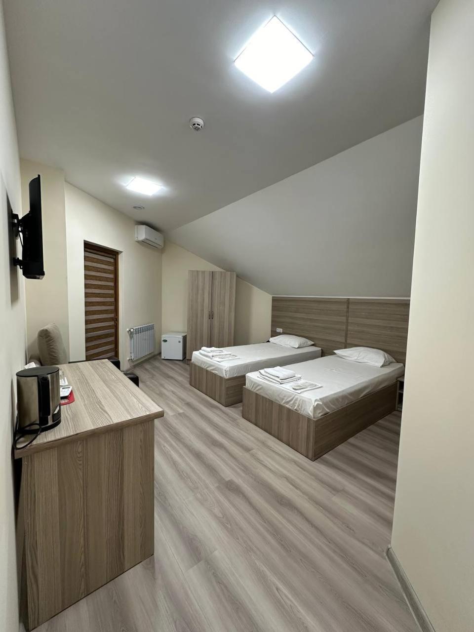Olive Hotel Yerevan Luaran gambar